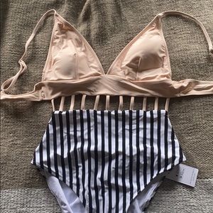 One piece NWT bathing suit